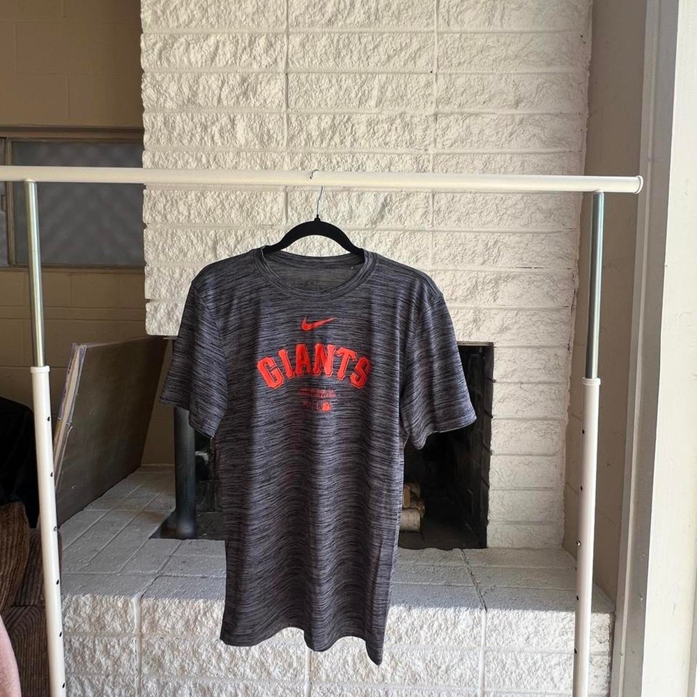 Nike x MLB San Francisco Giants Dri-Fit Shirt, Men's Small